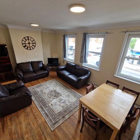 Finchley Holidays Whetstone Екстер'єр фото