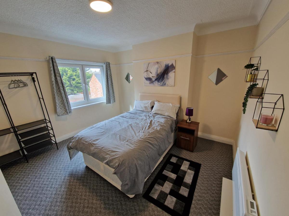 Finchley Holidays Whetstone Екстер'єр фото